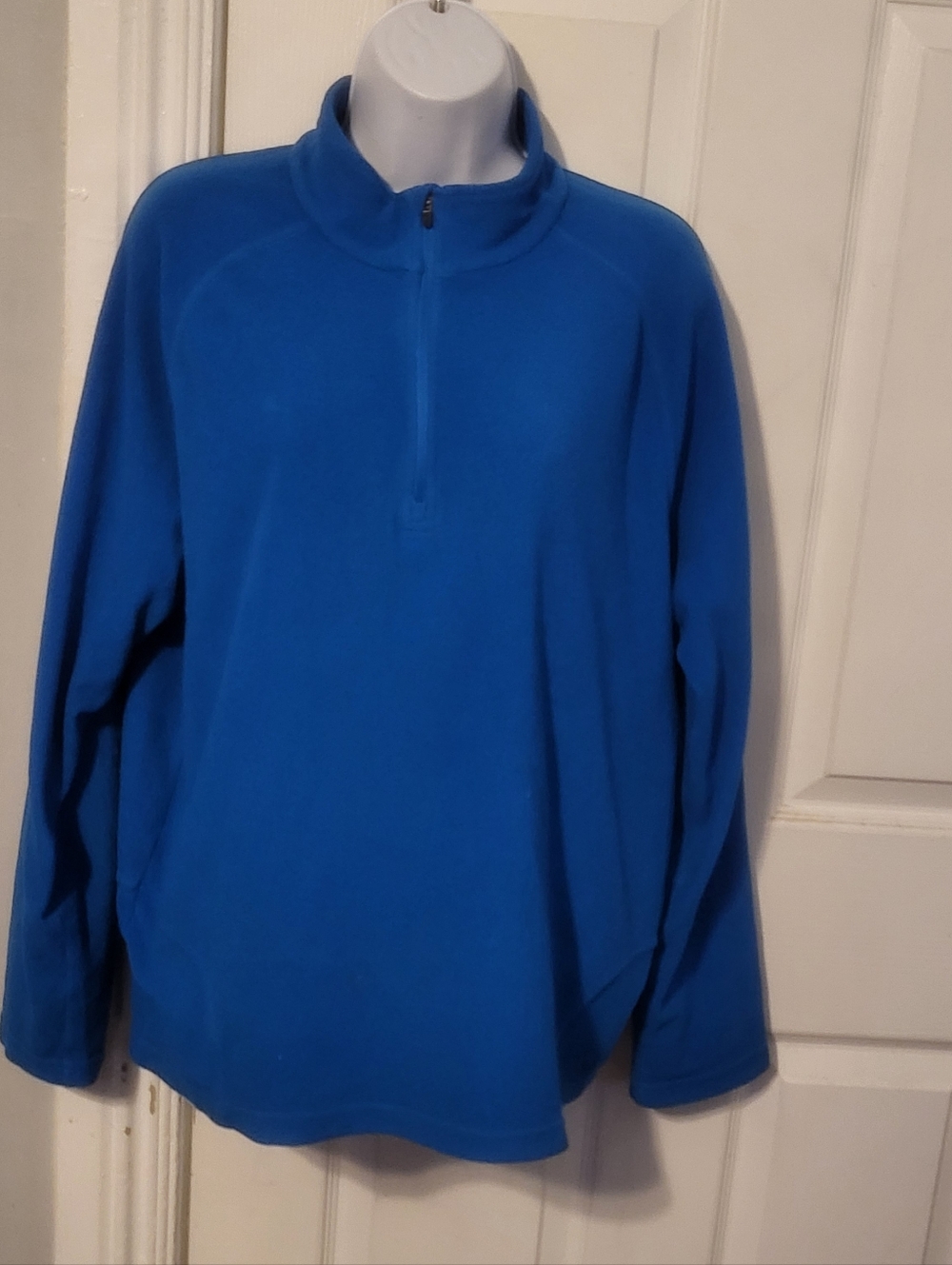 Reebok Blue Fleece Pullover 1/4 Zip with Pocket in Back